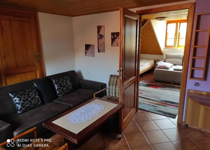 Pod Sribrnou Horou Apartment